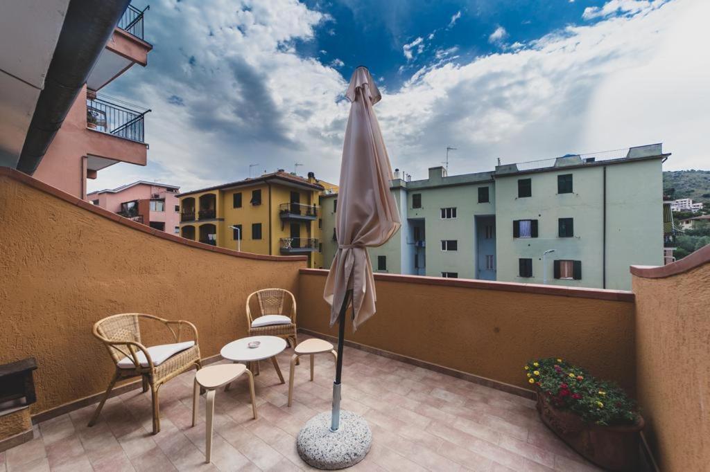 Molly Apartment Porto Santo Stefano  Bagian luar foto
